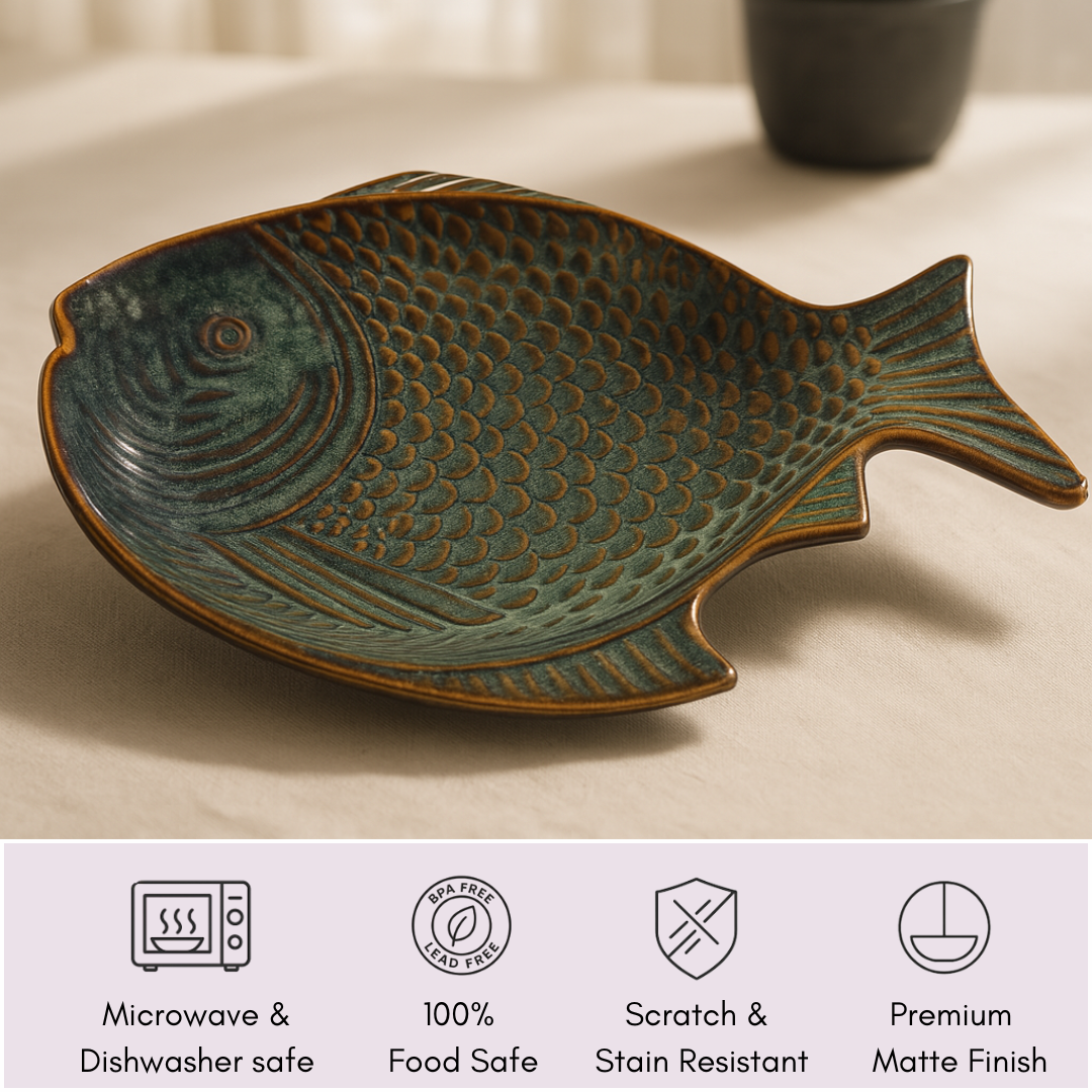 Platter with overlay icons—Microwave & Dishwasher Safe, BPA-Free, Scratch Resistant, Premium Finish