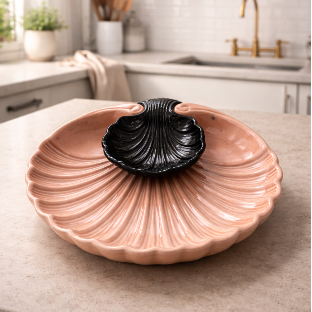 IndoCasa Shell-Shaped Ceramic Platter with Dip Bowl – White & Black | 11”